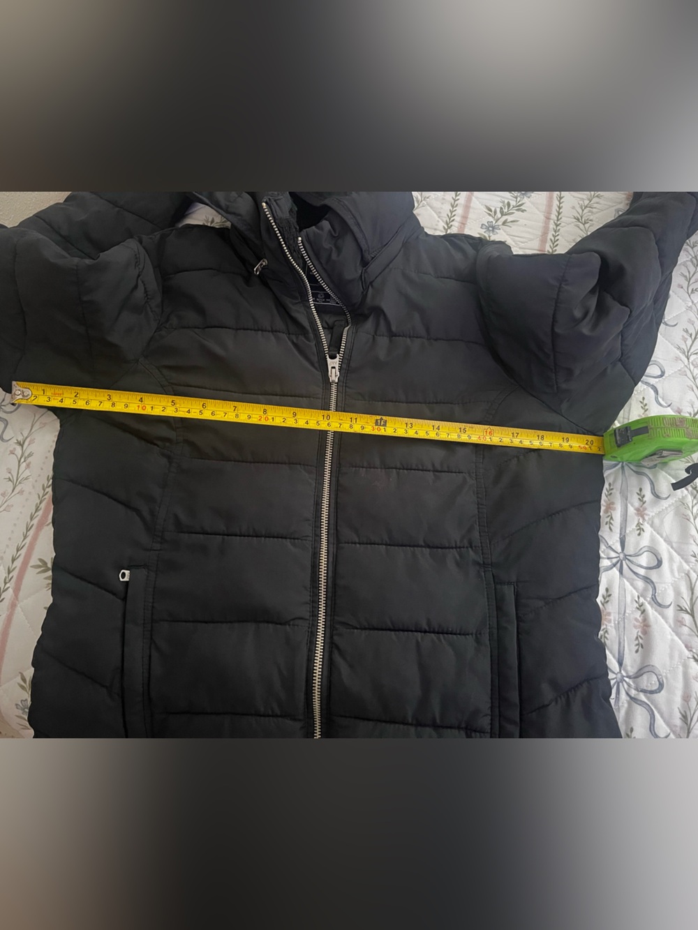 Abercrombie & Fitch Black Quilted Hooded Puffer Jacket - Picture 6 of 6